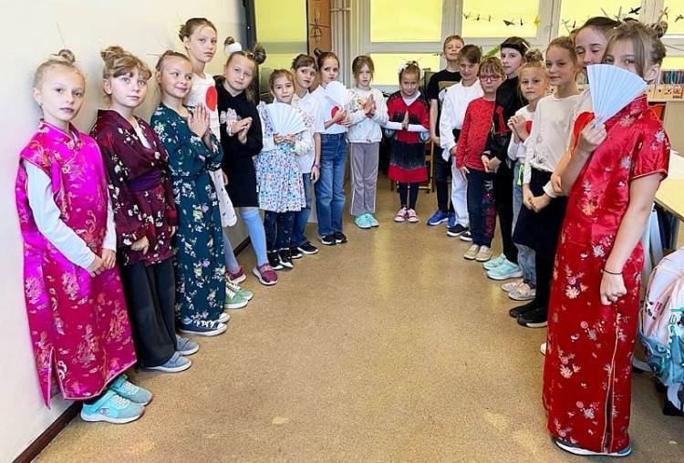 Szkoła Podstawowa Nr 51 W Gdyni Dzień Języków Obcych - Szkoła Podstawowa nr 51 w Gdyni